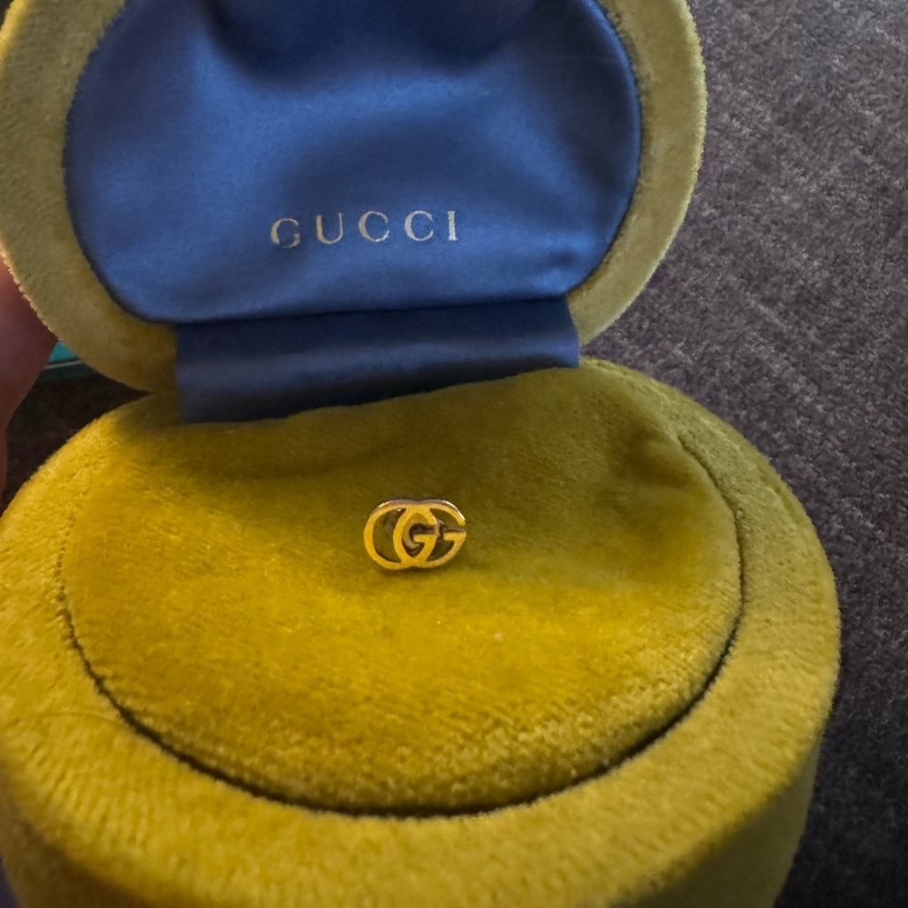Gucci Gold Logo Earring
